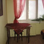 Park Hostel *